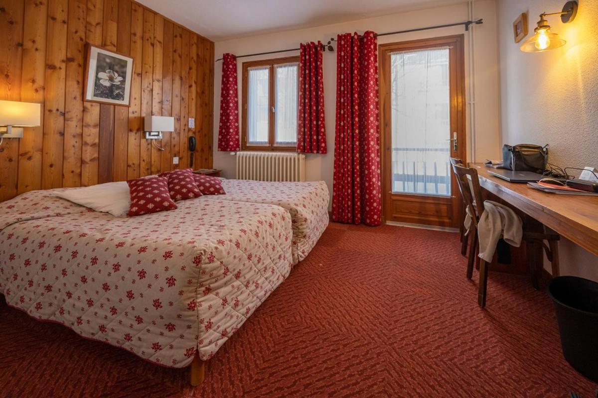 Hotel Le Chamois Logis Molines-en-Queyras Buitenkant foto