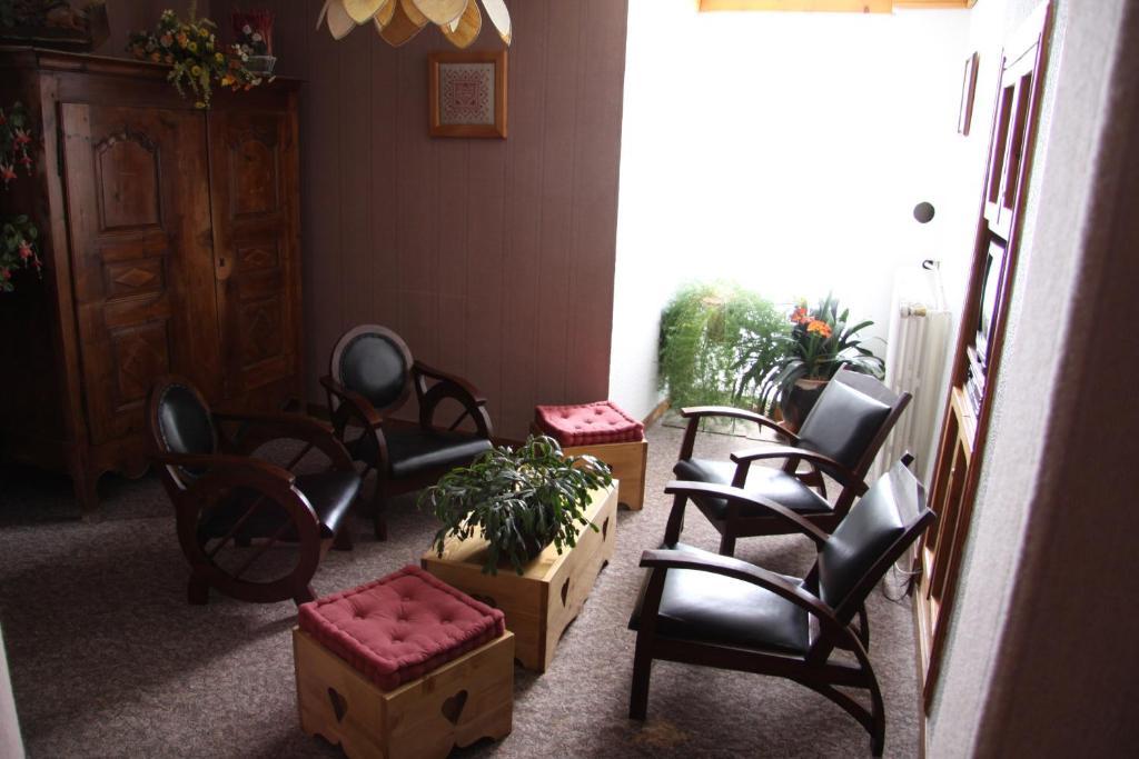 Hotel Le Chamois Logis Molines-en-Queyras Buitenkant foto