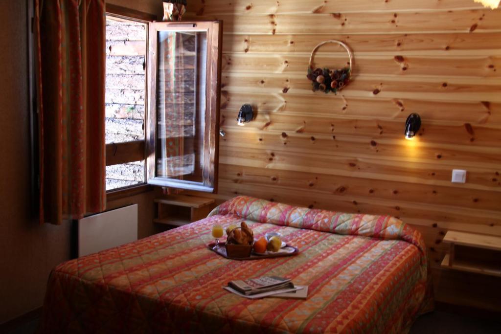 Hotel Le Chamois Logis Molines-en-Queyras Buitenkant foto